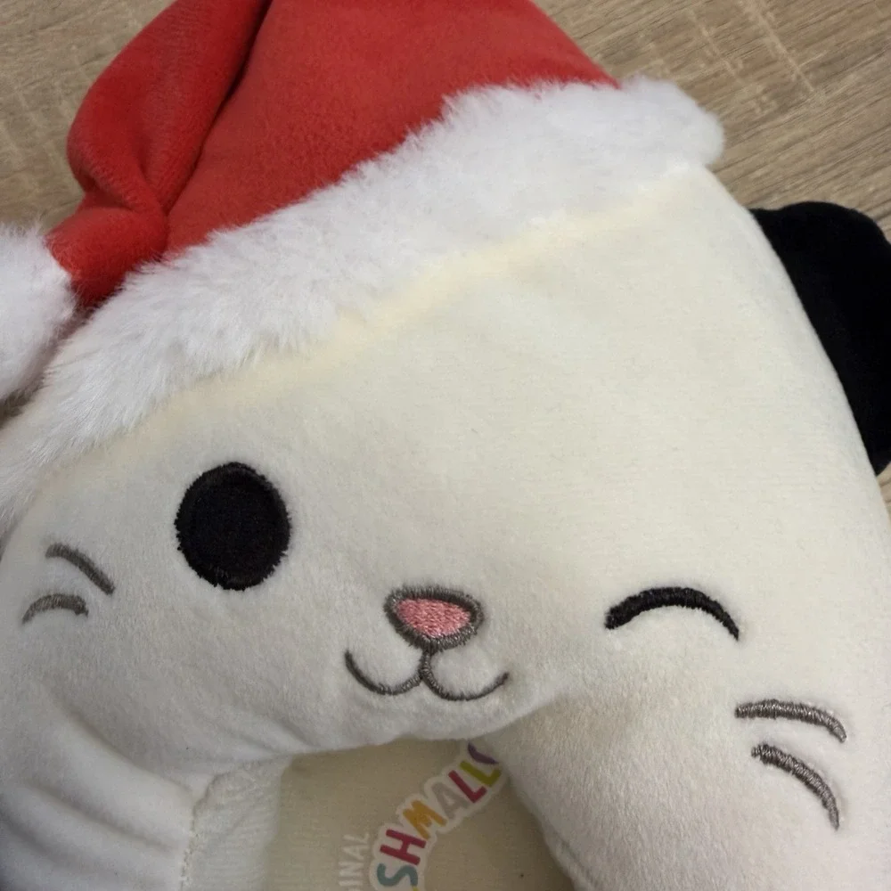 Squishmallows Christmas Cat Slippers Santa Hat‎ Kids Size 13-1 NWT Plush